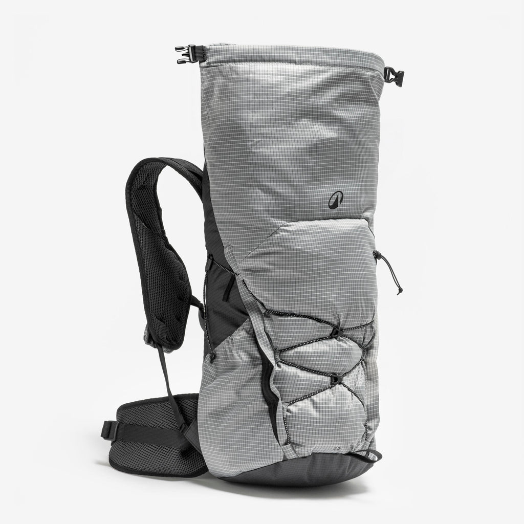 Quechua MH500 22L Lightweight Hiking Backpack